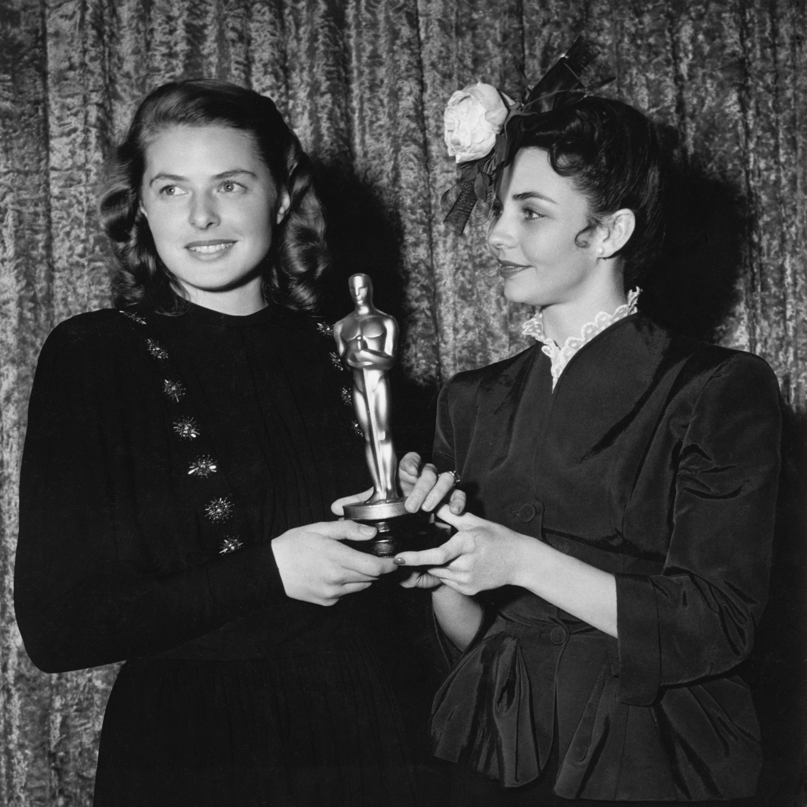 ingrid bergman with academy award