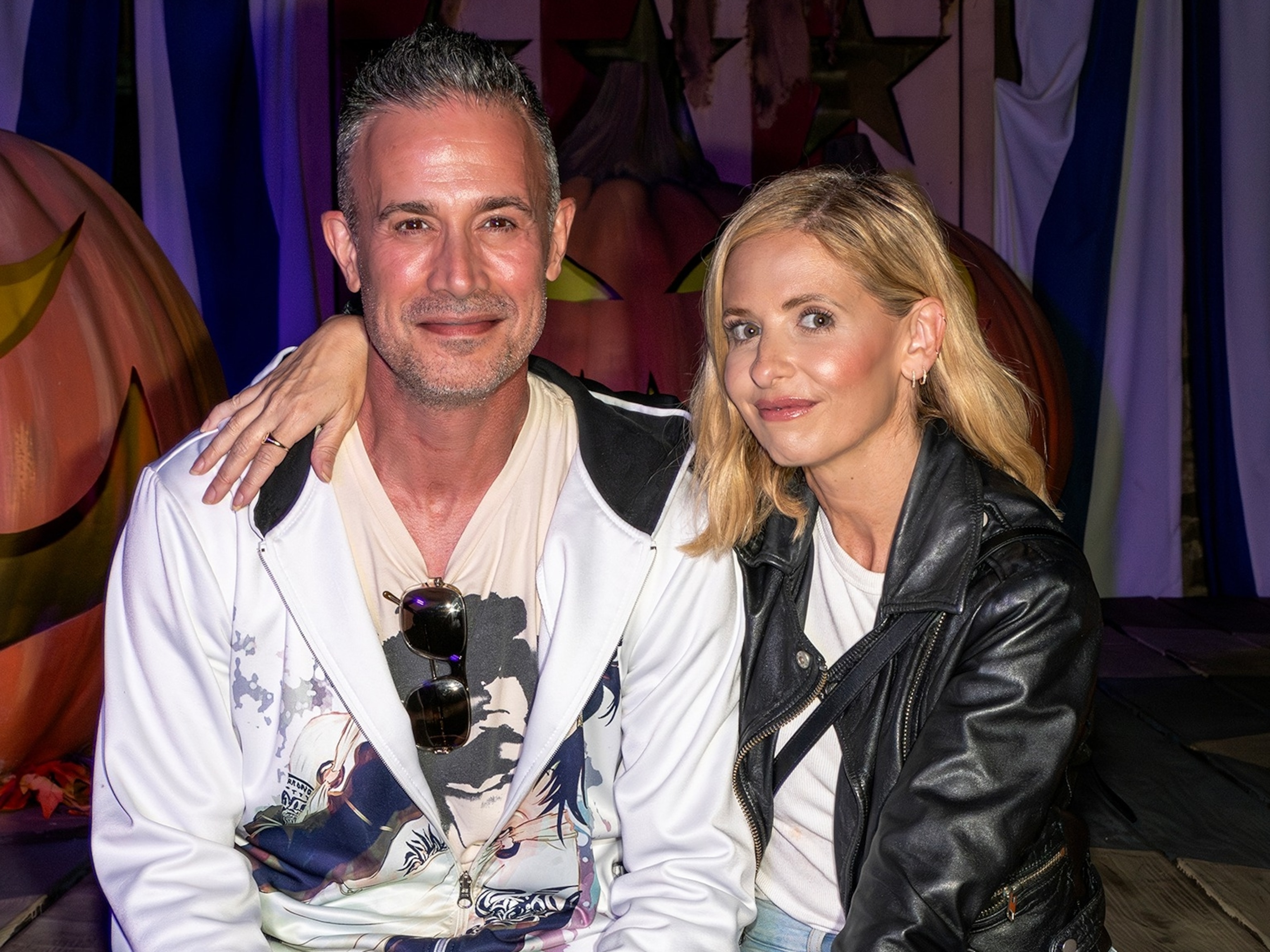 Sarah Michelle Gellar and Freddie Prinze Jr. mark 22nd anniversary with  sweet photo - ABC News